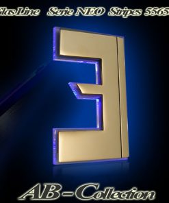 Hausnummer Serie NEO STRIPES Messing mit Glasbeleuchtung